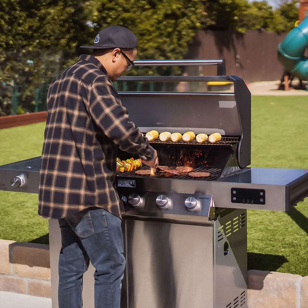 Denali 605 | Stainless Smart Gas Grill